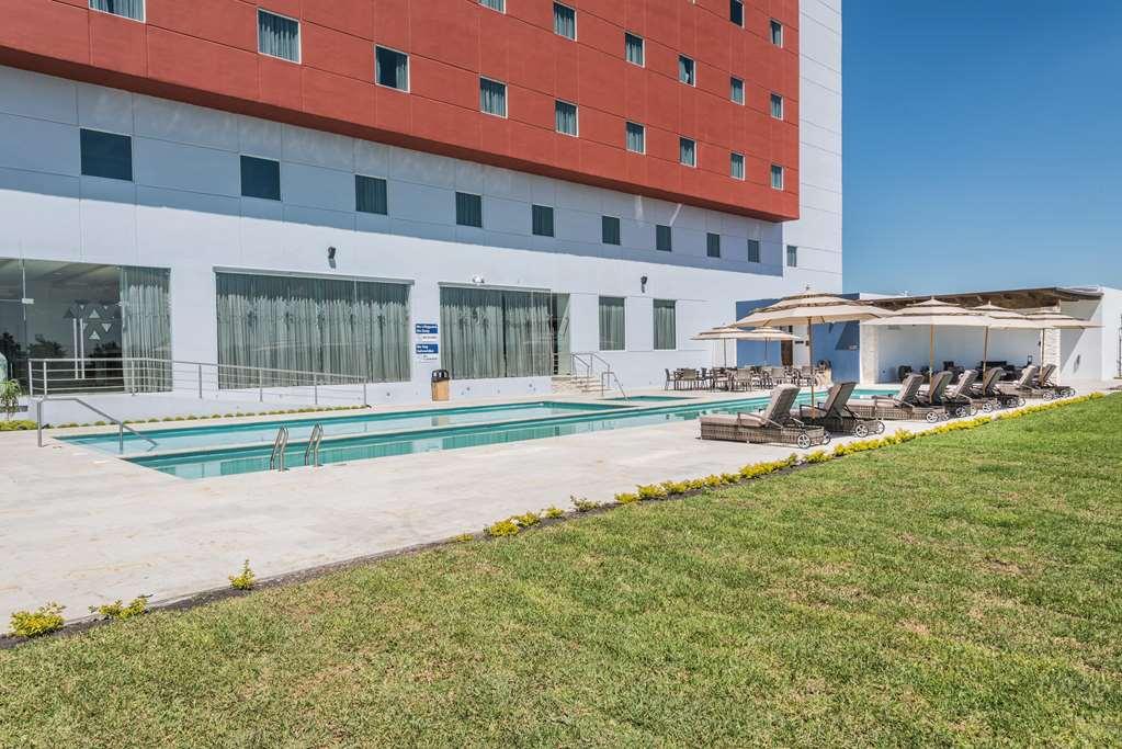 Hampton Inn & Suites By Hilton Salamanca Bajio Удобства фото