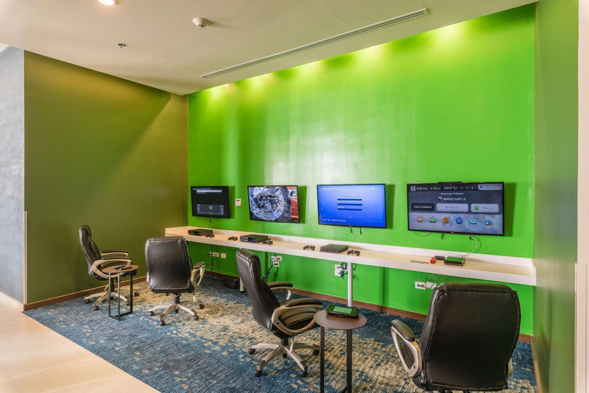 Hampton Inn & Suites By Hilton Salamanca Bajio Экстерьер фото
